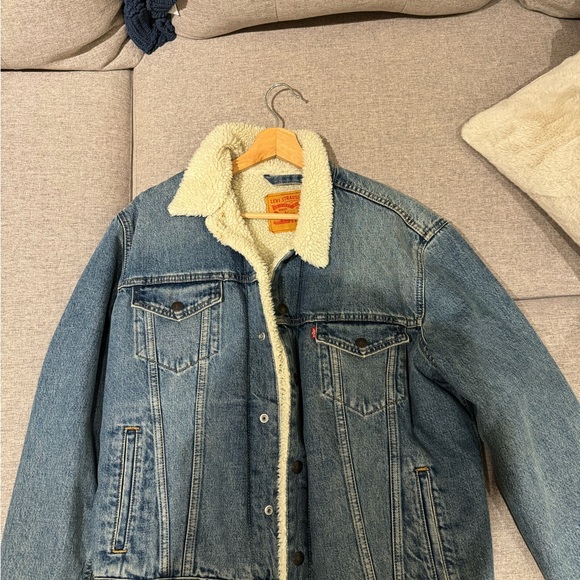 Men’s Levi’s Sherpa Denim Jacket - Picture 1 of 2